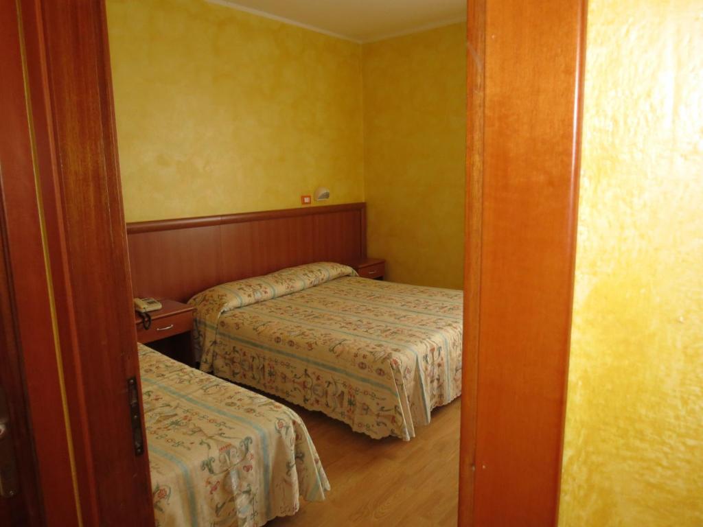 Appartamento Каорле Екстериор снимка